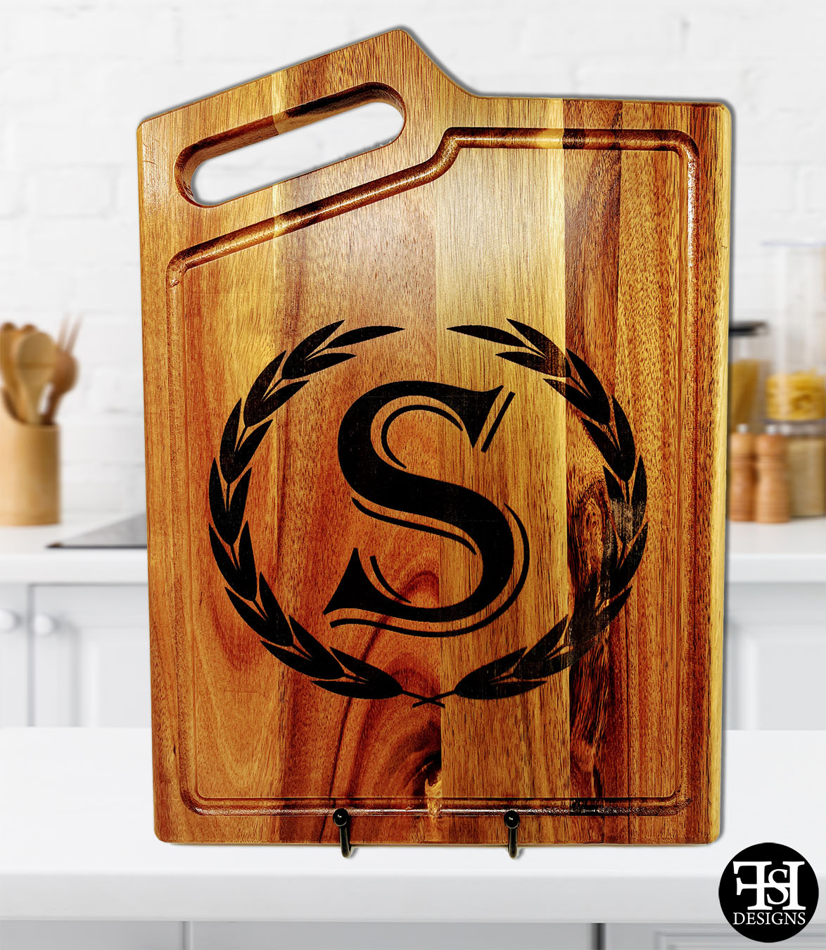 Acacia Square Cutting Board w/Short Handle – S. Flynn Home