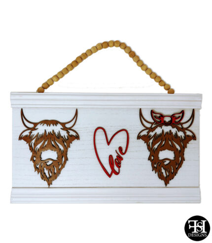 Highland Cows "Mr. & Mrs. In Love" Sign with Beaded Hanger