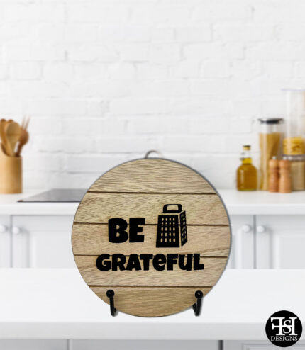 "Be Grateful" Small Circle Wood Sign
